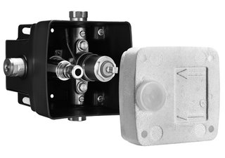 Skrzynka podtynkowa masterbox wbW-E-M do wylewek ściennych elektronicznych, z mieszaczem