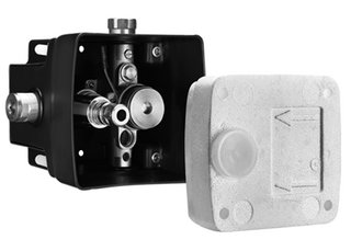 Skrzynka podtynkowa masterbox wbW-E-V do wylewek ściennych elektronicznych, b. mieszacza
